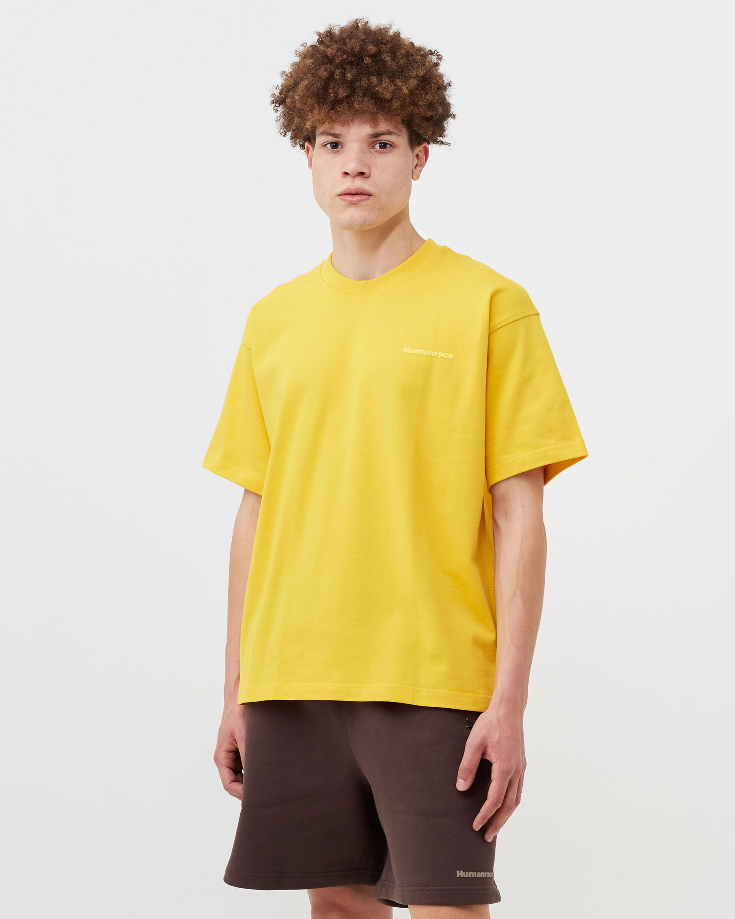 Тениска adidas Originals x Pharrell Williams Basics Tee Жълто | 4065432184977, 1