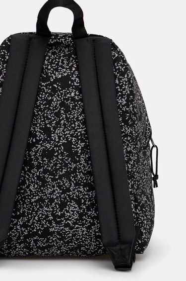 Раница EASTPAK Padded Pak'R Large Print Backpack Черно | EK0006202Q41, 2