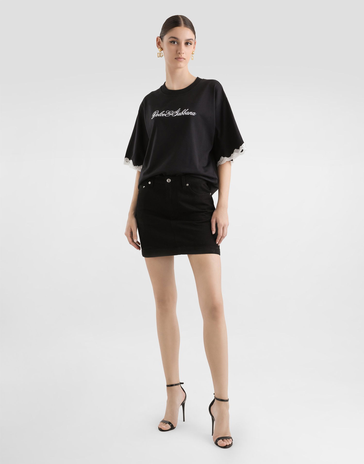 Тениска Dolce & Gabbana Dolce & Gabbana Jersey T-Shirt with Lace Sleeves and Embroidery Черно | F8V62ZGDDB8N0000, 1