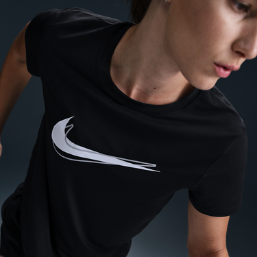 Тениска Nike Dri-FIT One Swoosh Short Sleeve Running T-Shirt Черно | HJ2204-010, 4