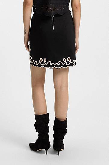 Пола BOSS Embroidered Mini Skirt Черно | 50540412, 1