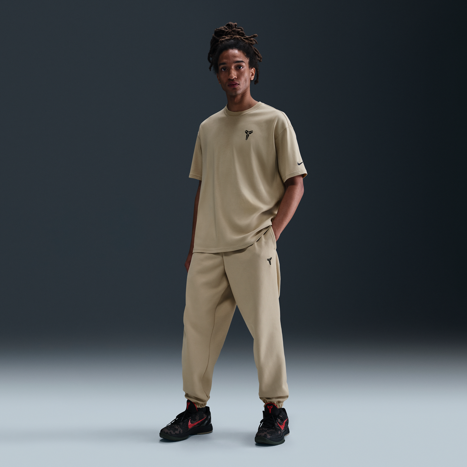 Спортни панталони Nike Kobe Basketball Therma-FIT Pants Бежово | HJ8113-251, 0