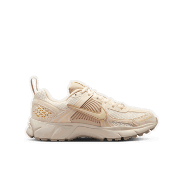 Кецове и обувки Nike Vomero 5 Бежово | HF6998-106, 4