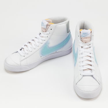 Кецове и обувки Nike Blazer Mid '77 W Бяло | DD0502-102, 2