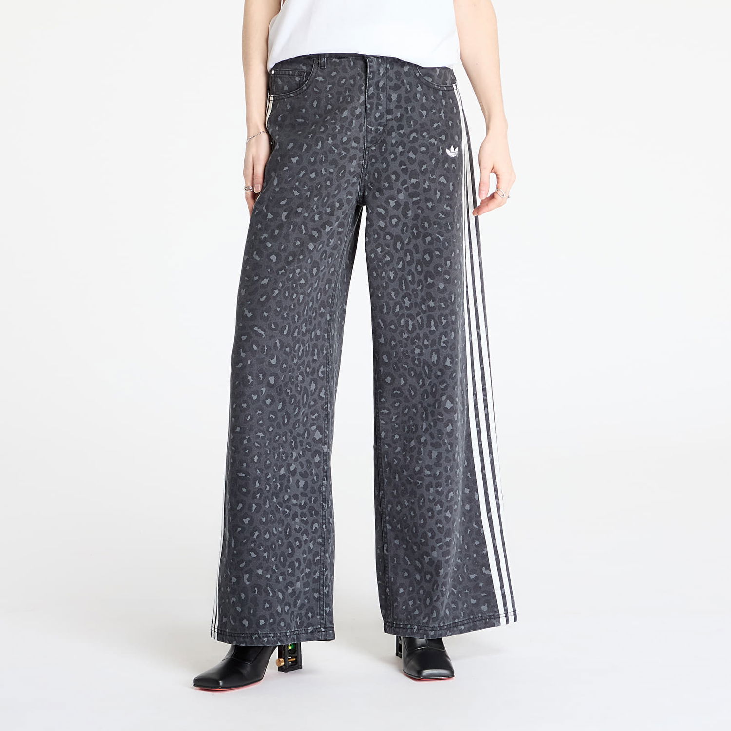 Дънки adidas Originals adidas Originals Loose Leopard Print Pants Сиво | KA2679, 0