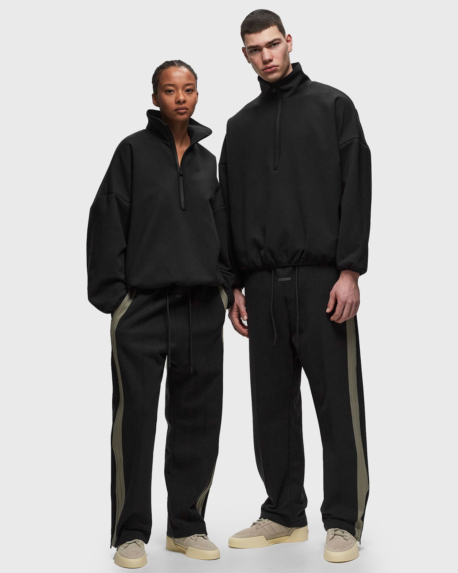 Спортни панталони adidas Originals FEAR OF GOD ATHLETICS PANT Черно | IS8764, 1