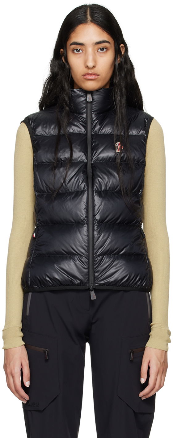 Жилетка Moncler Down Vest With Logo Patch Черно | J20988G00010829H7, 0