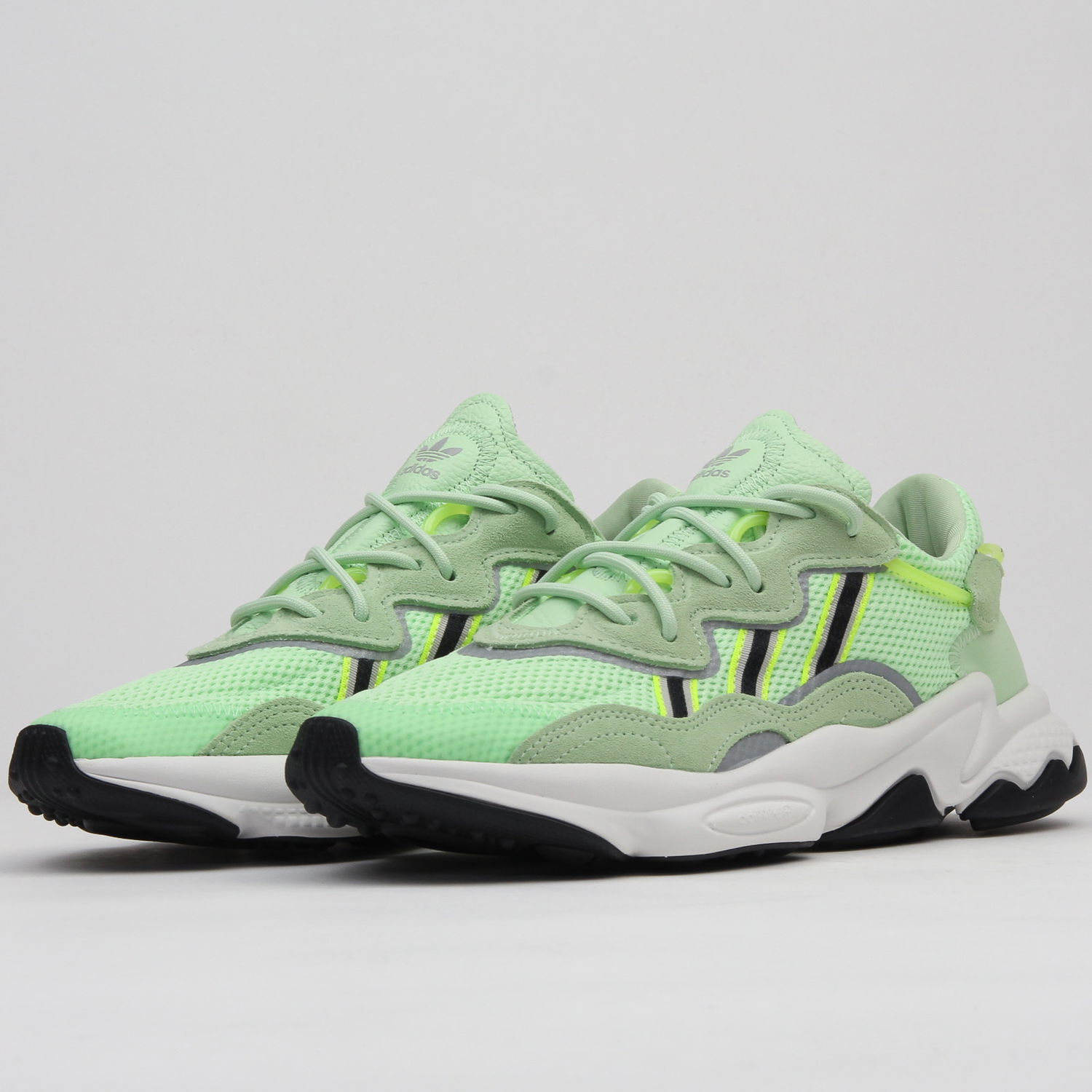 Кецове и обувки adidas Originals Ozweego Зелено | EE6466, 1
