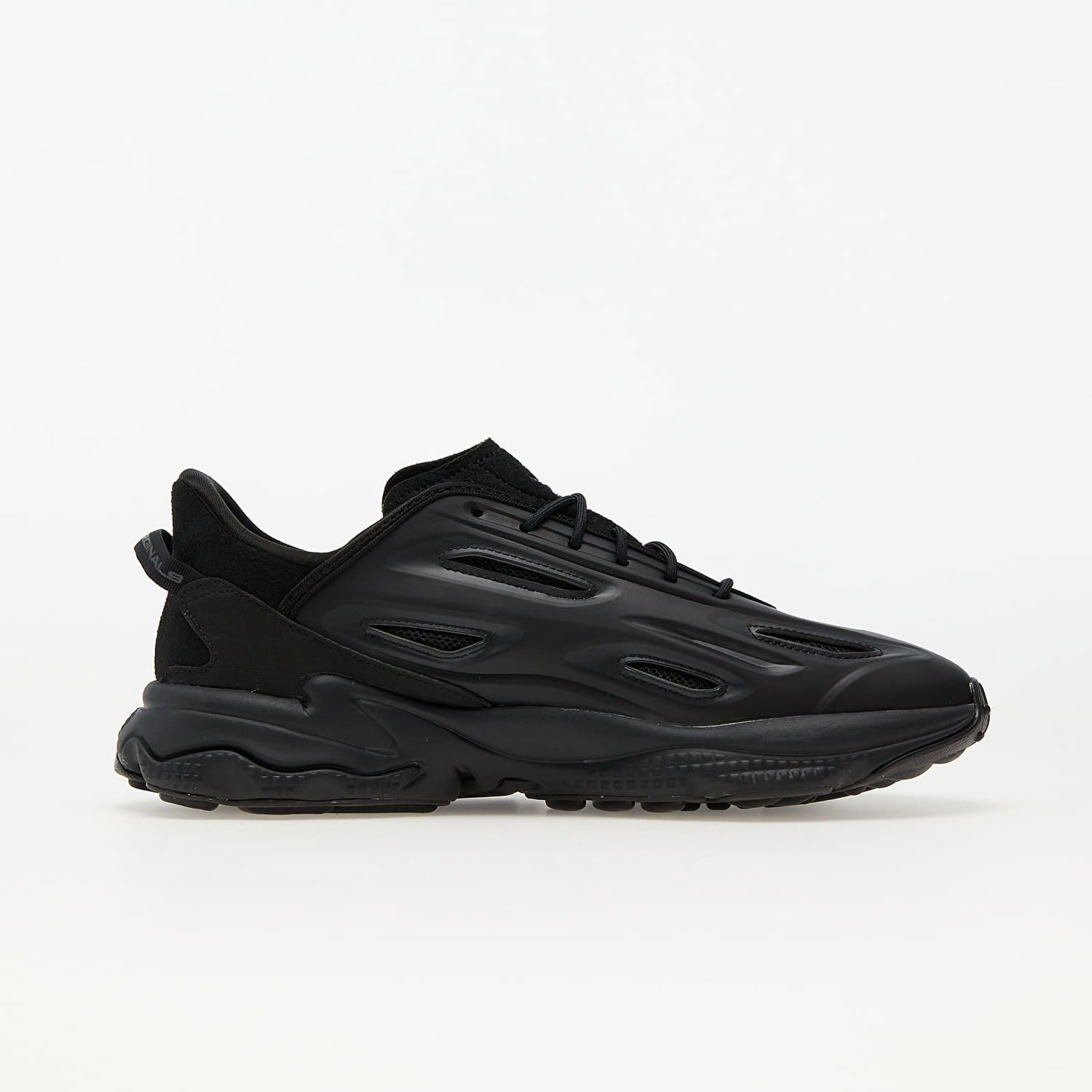Кецове и обувки adidas Originals Ozweego Celox Черно | GZ5230, 1