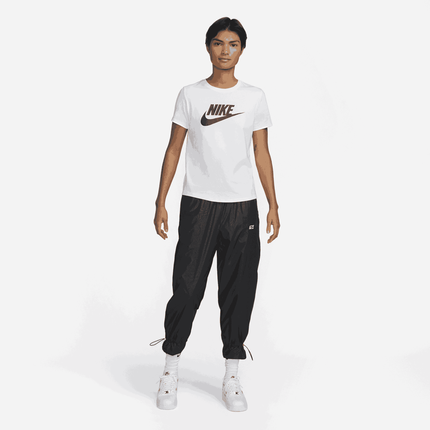 Тениска Nike Sportswear Essentials Logo Tee Бяло | DX7906-100, 1
