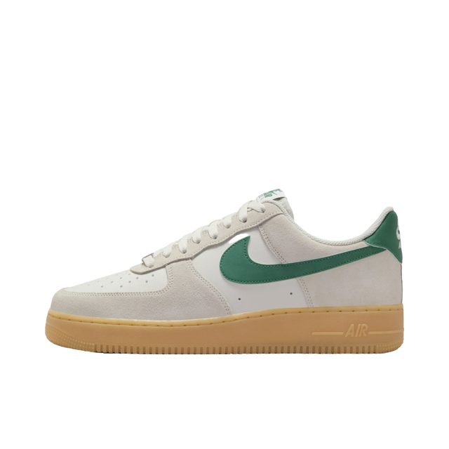 Air Force 1 07 LV8 Beige & Green