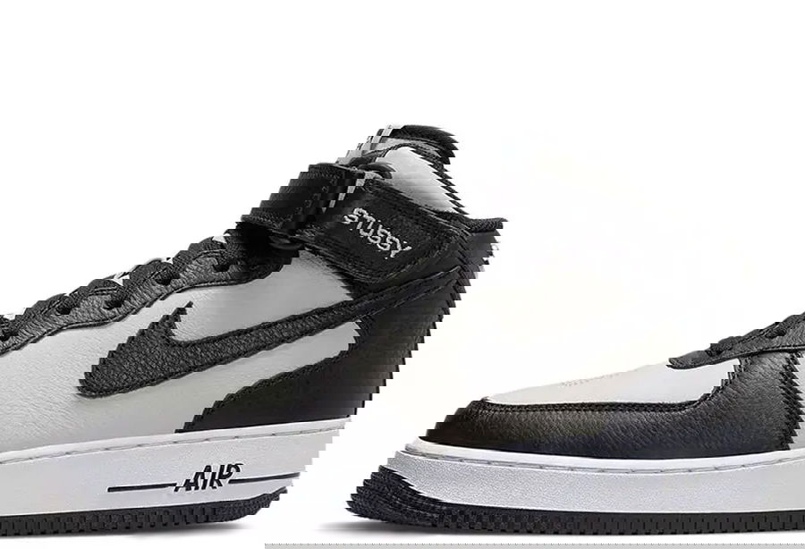 Кецове и обувки Nike Stüssy x Air Force 1 Mid "Black" Черно | DJ7840-002, 1