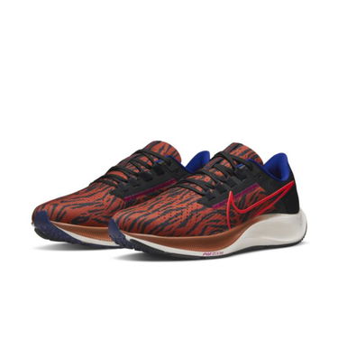 Кецове и обувки Nike Air Zoom Pegasus 38 W Оранжево
 | DQ7650-800, 1
