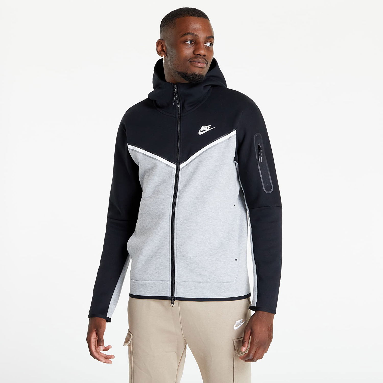 Суитчър Nike Tech Fleece Hoodie Full-Zip Черно | CU4489-016, 0