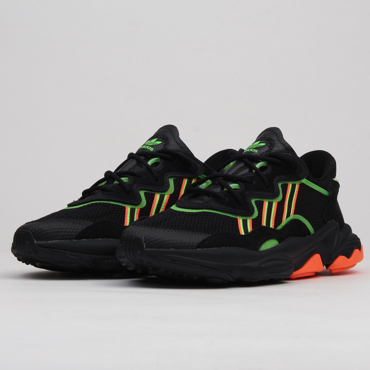 Кецове и обувки adidas Originals Ozweego Черно | EE5696, 0