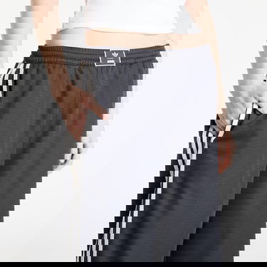 Къси панталони adidas Originals AVAVAV Mesh Two-Stripe Shorts Черно | KD1529, 3