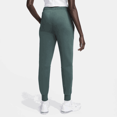 Спортни панталони Nike Sportswear Tech Fleece Зелено | FB8330-328, 2