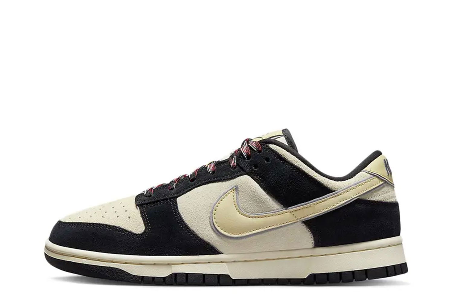 Кецове и обувки Nike Dunk Low Black Suede Черно | DV3054-001, 0