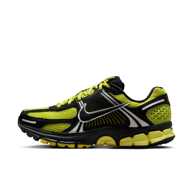 Zoom Vomero 5 Reflective Design Accents