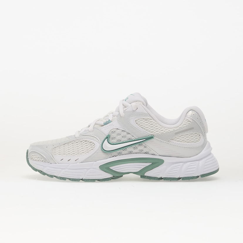 Кецове и обувки Nike V5 Rnr Бяло | HQ7901-106