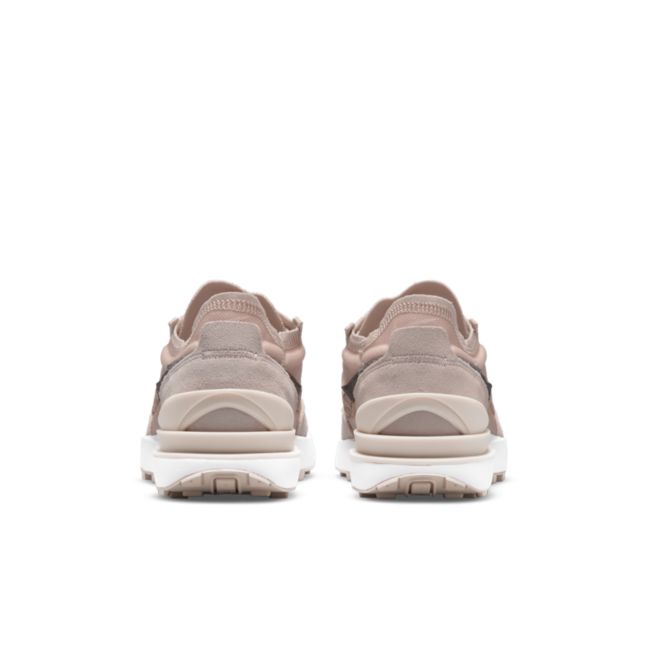 Кецове и обувки Nike Waffle One SE W Кафяво | DJ9776-200, 1