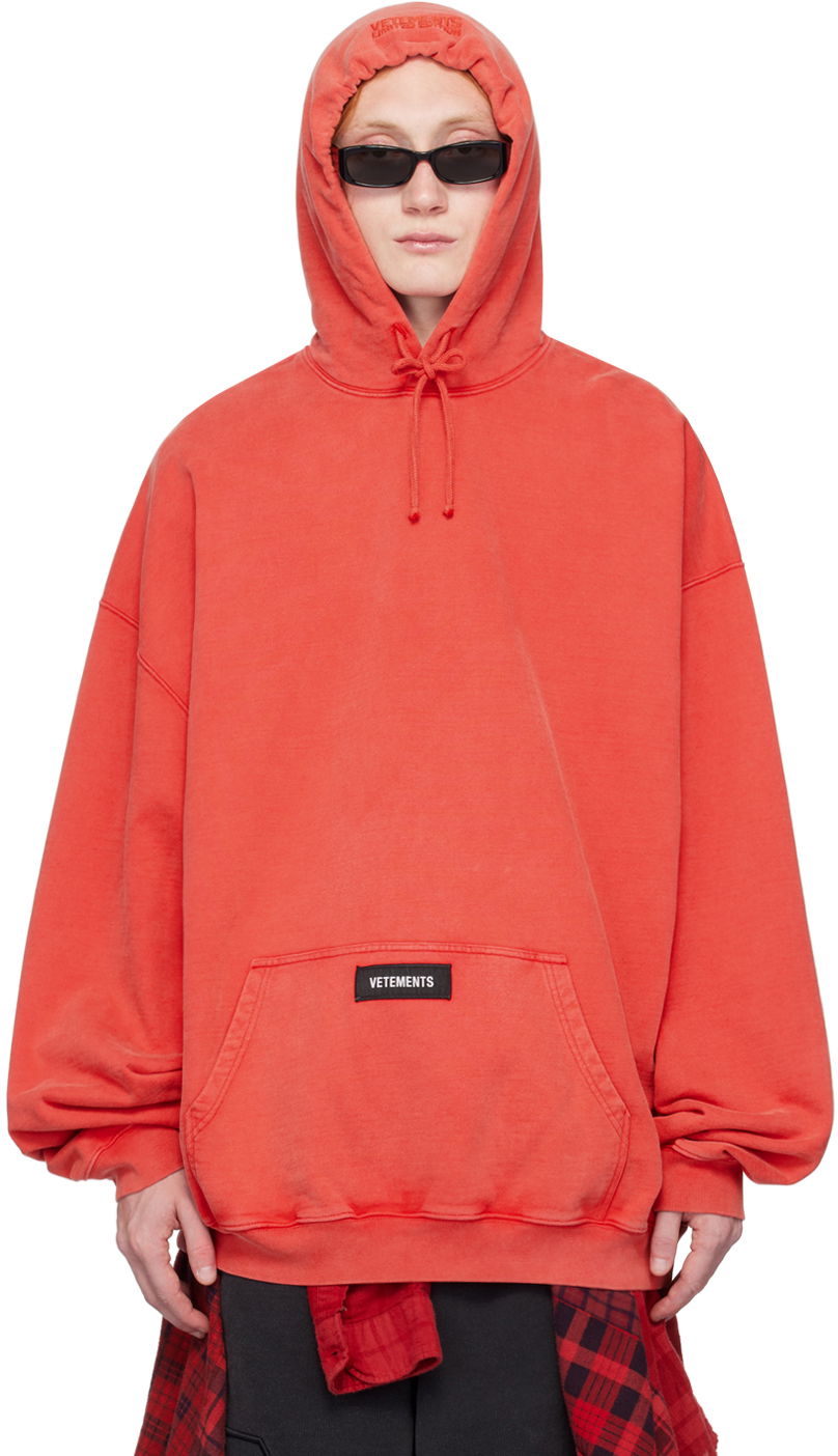 Суитчър VETEMENTS Woven Label Hoodie Червено | UA65HD280R