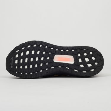 Кецове и обувки adidas Performance UltraBoost 20 Черно | FW4322, 4
