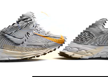 Кецове и обувки Nike Zoom Vomero 5 Pure "Platinum Laser Orange" Сиво | FJ4151-001, 1