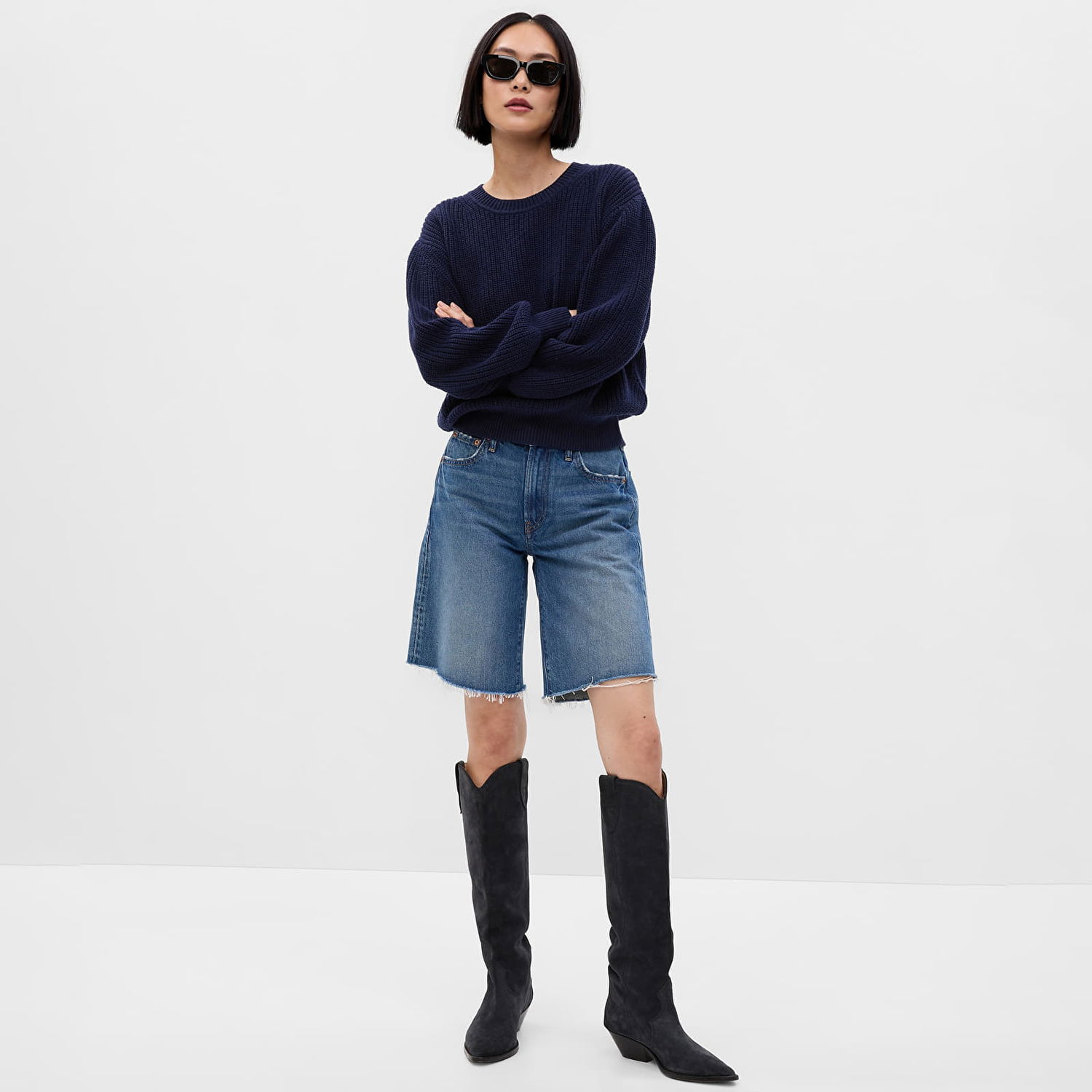 Суитчър GAP Classic Cotton Crewneck Sweatshirt Navy Uniform Тъмно синьо | 592238-00, 0