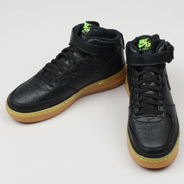 Кецове и обувки Nike Air Force 1 Mid LV8 ''Black Gum Volt'' GS Черно | 820342-004, 2