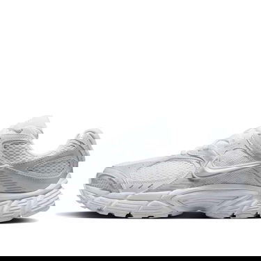 Кецове и обувки Nike V5 RNR 'White Metallic Silver' W Бяло | HQ7901-101, 0