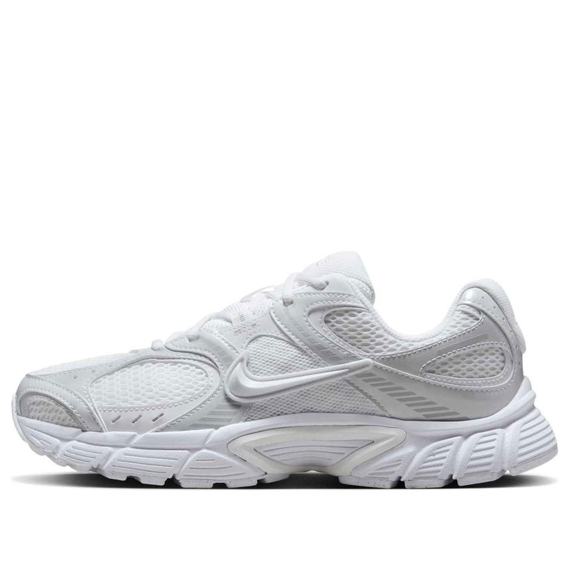 Кецове и обувки Nike V5 RNR 'White Metallic Silver' W Бяло | HQ7901-101