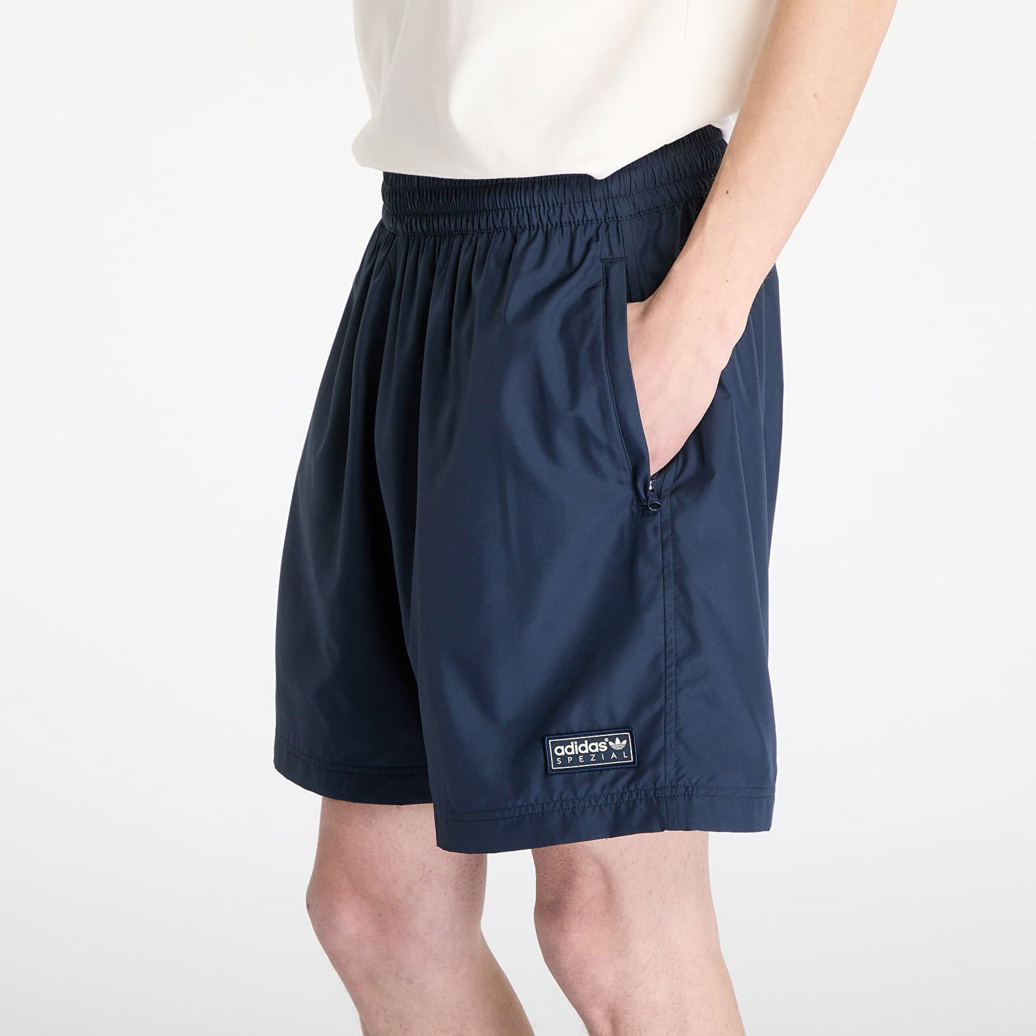 Къси панталони adidas Originals Originals HUDSWELL SPZL Shorts Тъмно синьо | JN5437, 1
