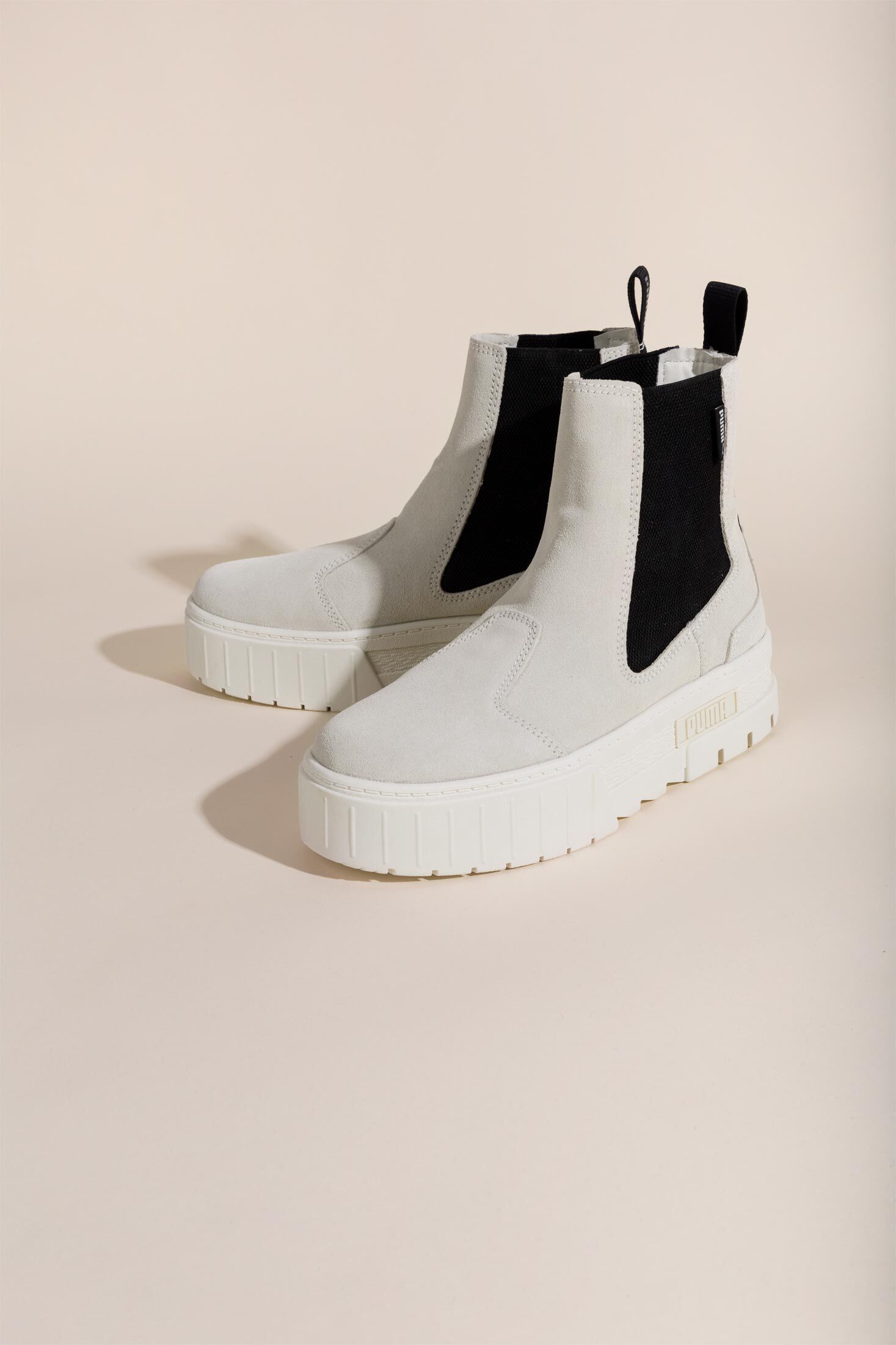 Кецове и обувки Puma Mayze Chelsea Suede Damen Sneaker weiß Сиво | 382829-02, 1