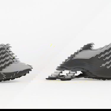 Кецове и обувки Nike Shox NZ EUR 44.5 Сиво | 378341-009, 2
