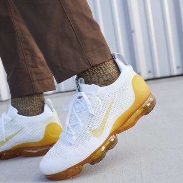 Кецове и обувки Nike Air VaporMax 2021 Flyknit SE Бяло | DQ8963-100, 2
