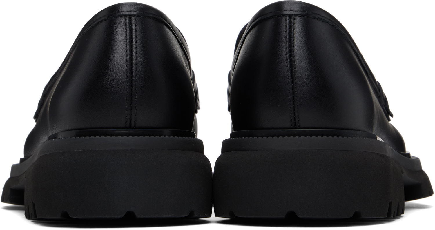 Кецове и обувки FERRAGAMO Salvatore Ferragamo Gancini Ornament Lug Sole Loafers Черно | 773850, 1