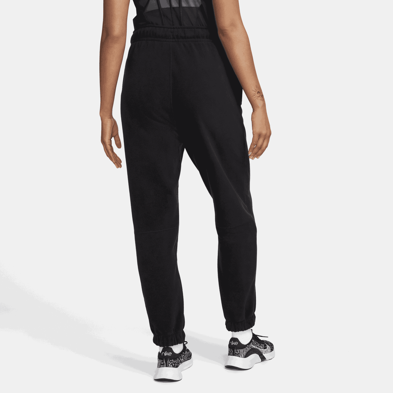 Спортни панталони Nike Therma-FIT One Pants Черно | FB5578-010, 1