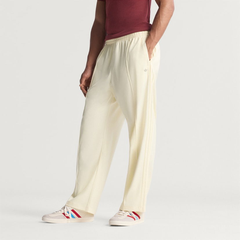 Спортни панталони adidas Performance Track Pants Premium Baggy Жълто | KA5257