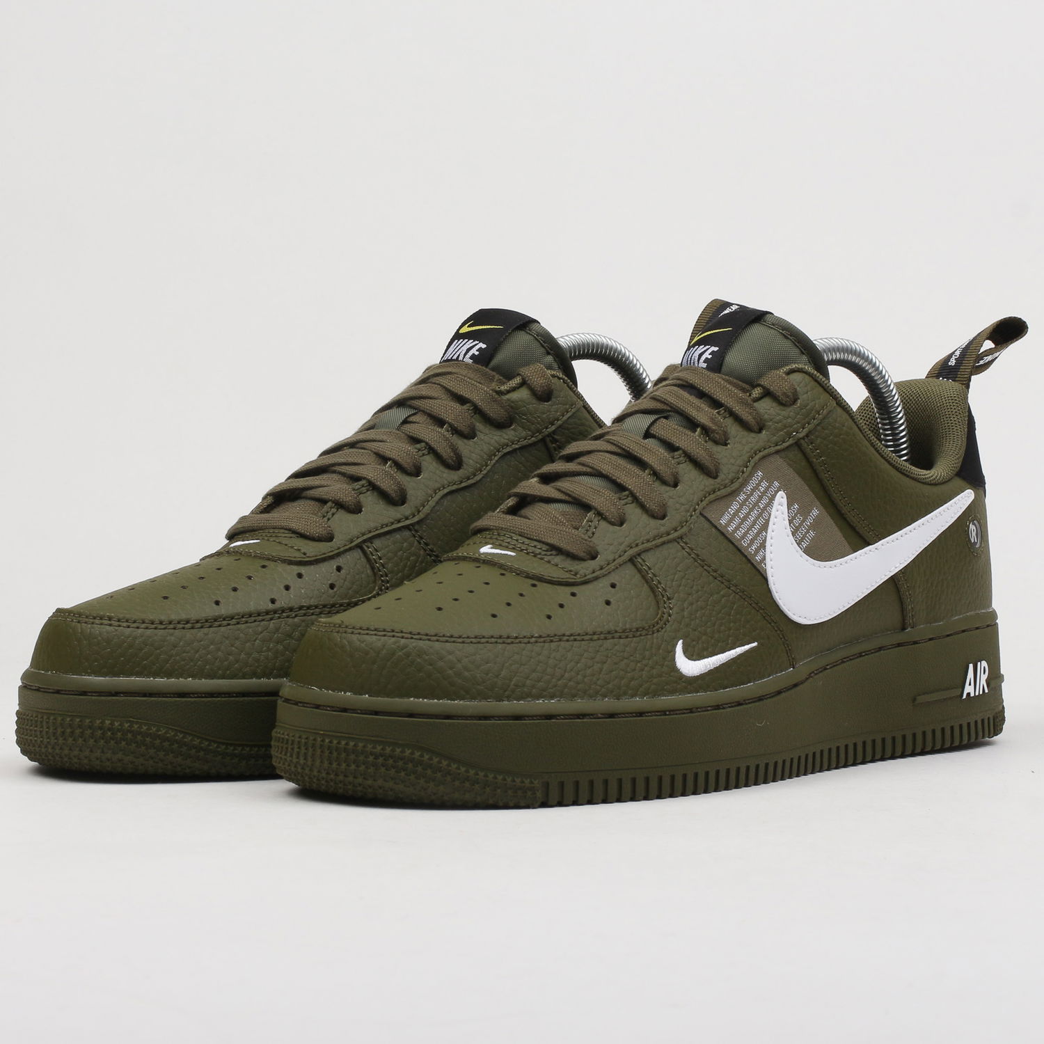 Кецове и обувки Nike Air Force 1 '07 LV8 Utility Зелено | AJ7747-300, 1