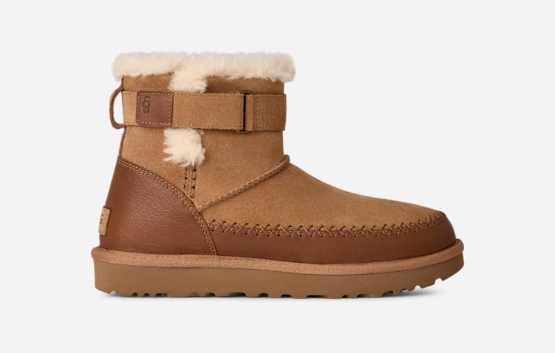 Кецове и обувки UGG Classic RetroChic Strap Boots Кафяво | 1174575-CHE, 0