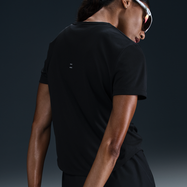 Тениска Nike Dri-FIT Tempo Short-Sleeve Running T-Shirt Черно | HQ0648-010, 3