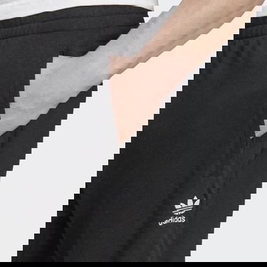 Спортни панталони adidas Originals Essentials+ Made with Hemp Черно | HR8616, 2