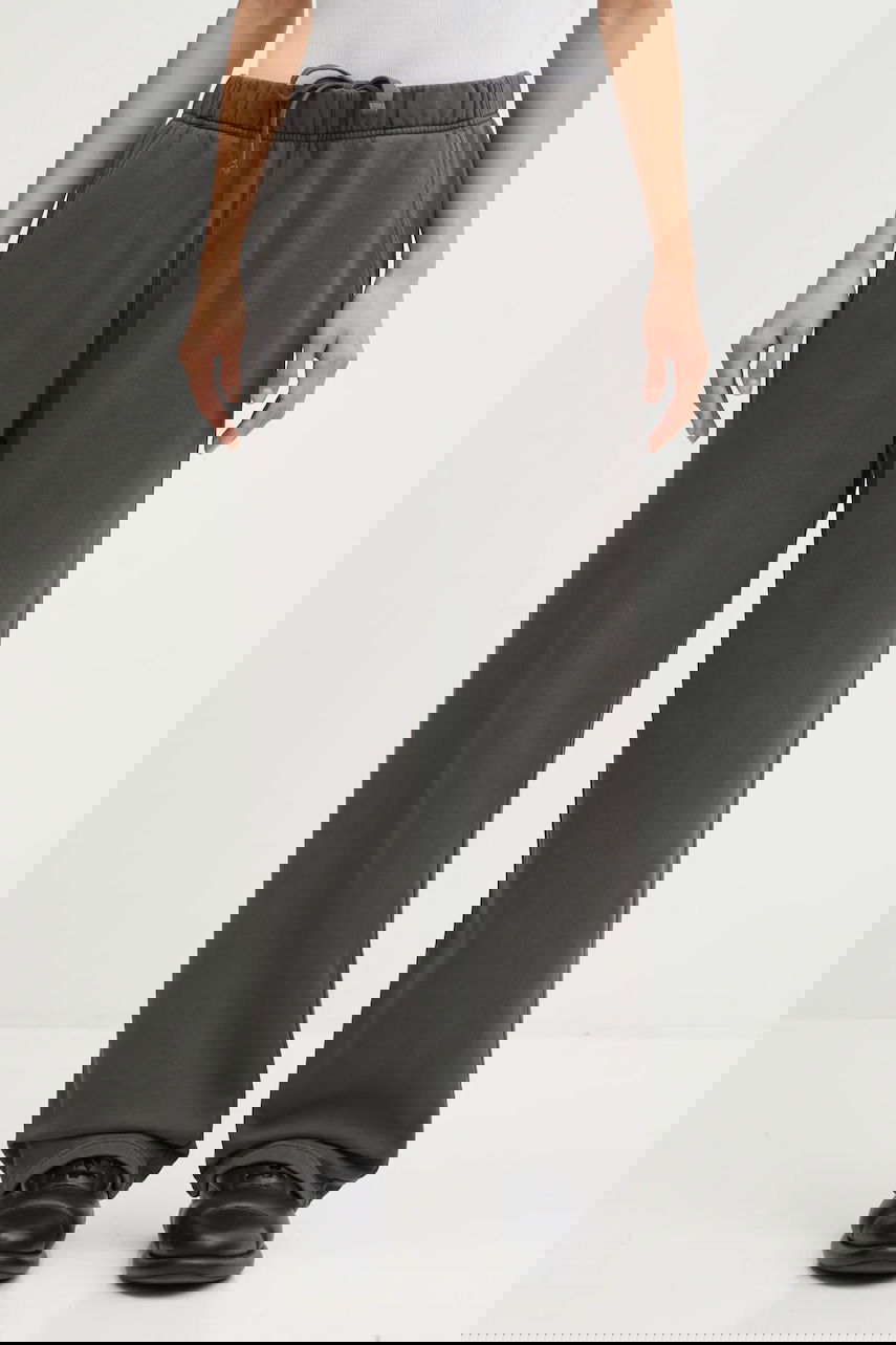 Спортни панталони Carhartt WIP Benton Cotton Wide Leg Sweatpants Сиво | I034513.87GD, 0