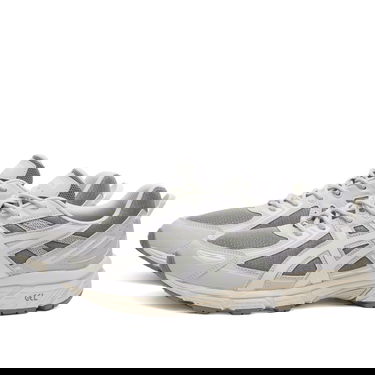 Кецове и обувки Asics Men's GEL-VENTURE 6 Sneakers in Clay Grey/Cream, Size UK 10 | END. Clothing Сиво | 1203A297-022, 0