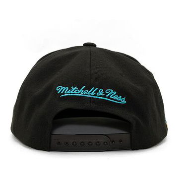 Шапка с козирка Mitchell & Ness NBA Core Xi Snapback Chicago Bulls Black Черно | HHSS6751-CBUYYPPPBLCK, 2