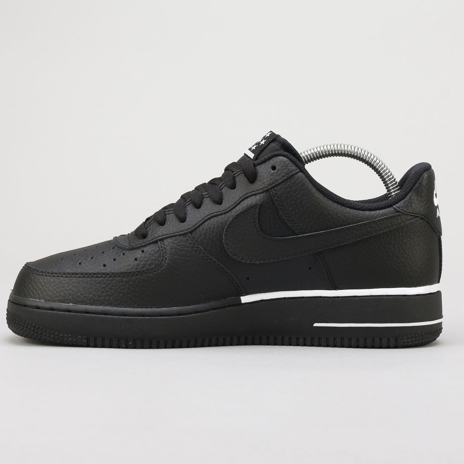 Кецове и обувки Nike Air Force 1 '07 Черно | AA4083-009, 0