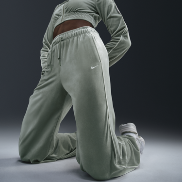 Спортни панталони Nike Velvet Running Pants Зелено | FZ3682-370, 2