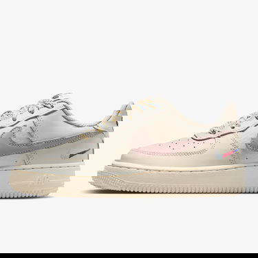 Панталони Nike Air Force 1 LV8 1 Бежово | HQ1907-100, 1