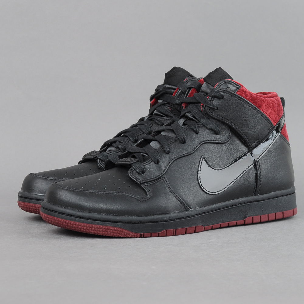 Кецове и обувки Nike Dunk High CMFT "Coffin" Черно | 716714-003, 1